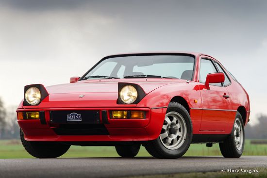 Porsche 924