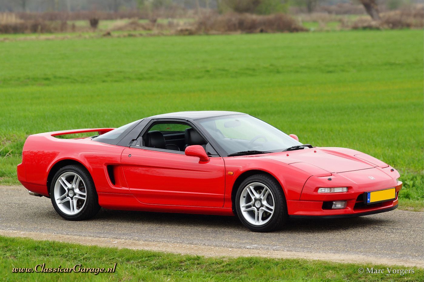 Honda NSX С выдвижными фарами